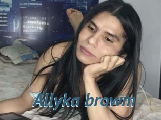 Allyka_browm