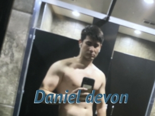 Daniel_devon