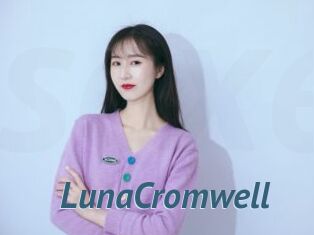 LunaCromwell