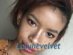 Lalunevelvet