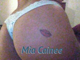 Mia_Cainee