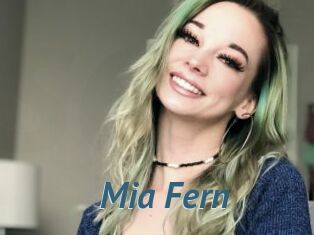 Mia_Fern