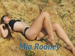 Mia_Rooney