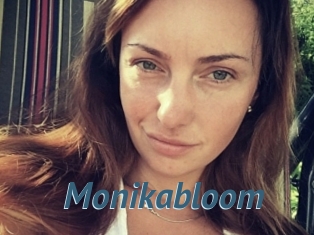 Monikabloom