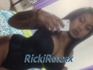 RickiRoxxx