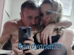 Randyandtia