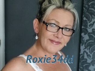 Roxie34dd