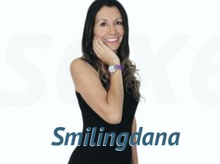 Smilingdana